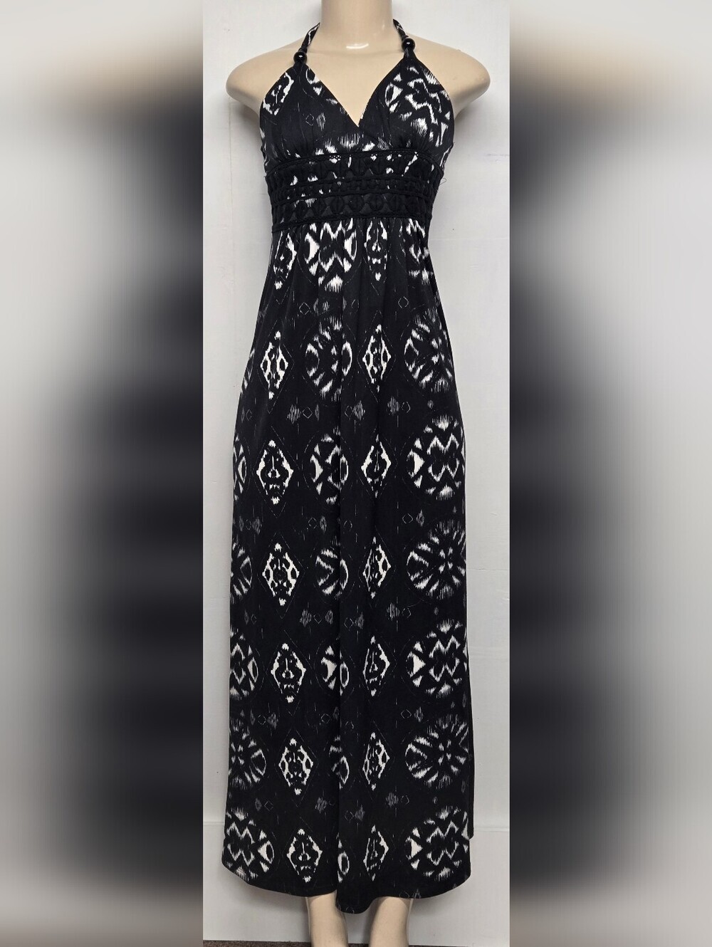 My Michelle S Halter Dress Gown Tie Around Neck Criss Cross Stretch Eyelet Beads